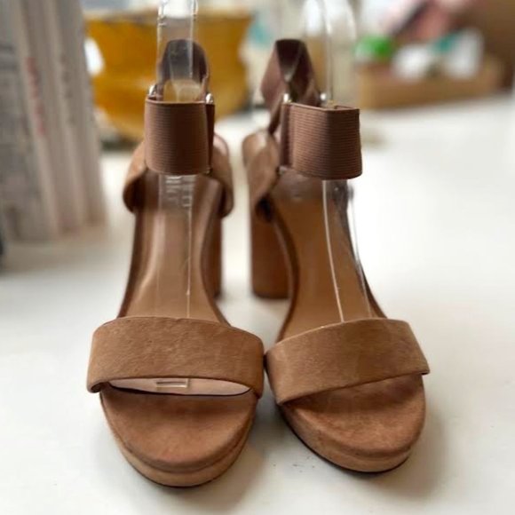 Franco Sarto Women's Napoli Heeled Sandal in Beige Suede - Size 8.5 - Picture 3 of 11